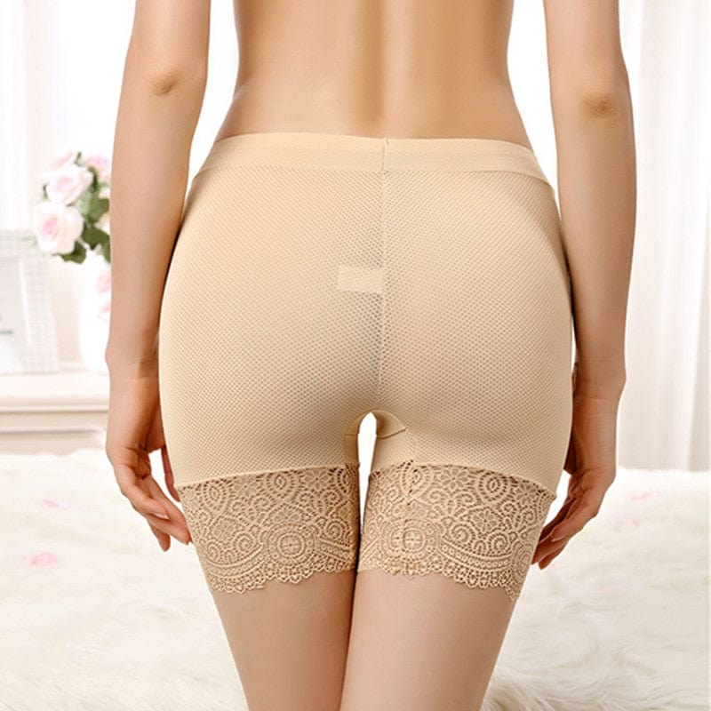 Wyszczuplające Spodenki Z Koronkowym Wykończeniem