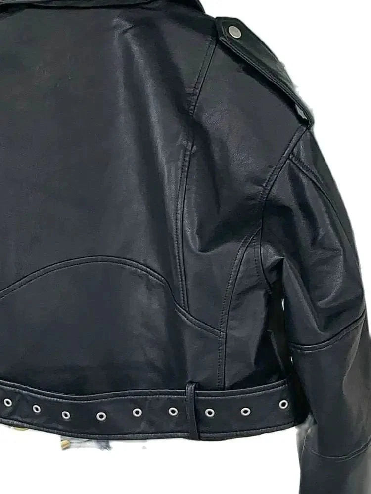 Skórzana Kurtka Z Paskiem