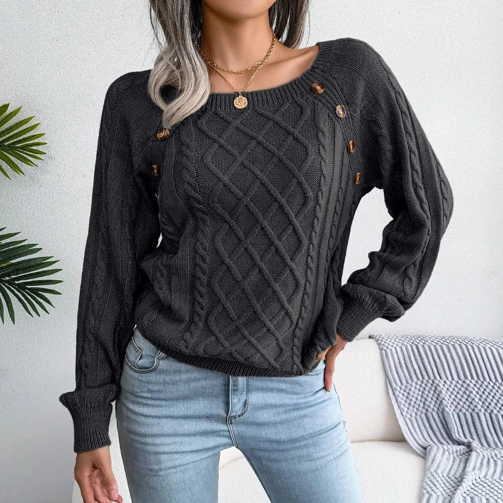 Sweter Z Warkoczykowym Splotem I Guziczkami
