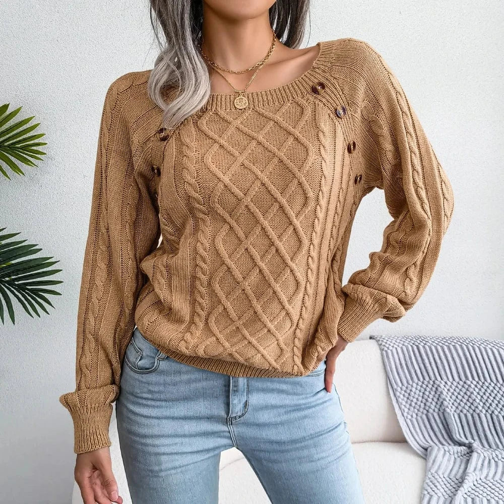 Sweter Z Warkoczykowym Splotem I Guziczkami