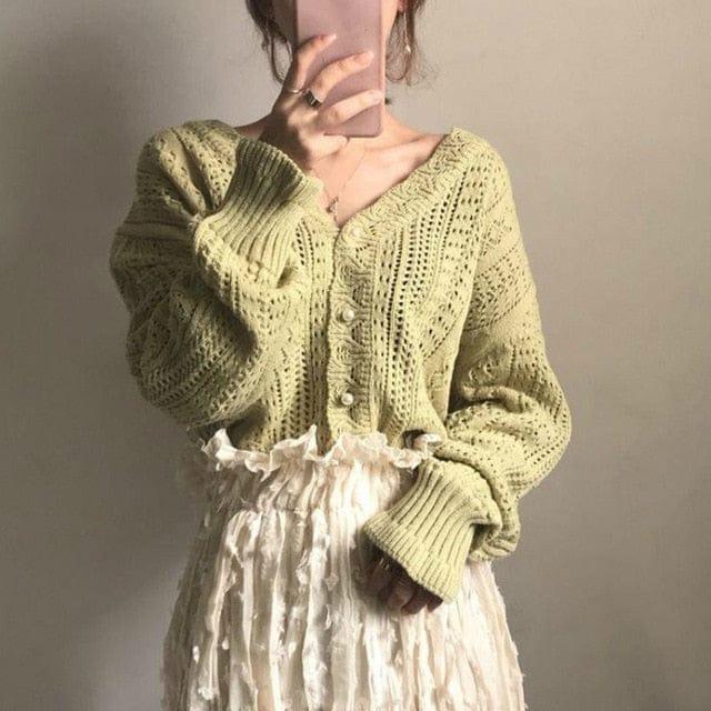 Delikatny Zapinany Sweter