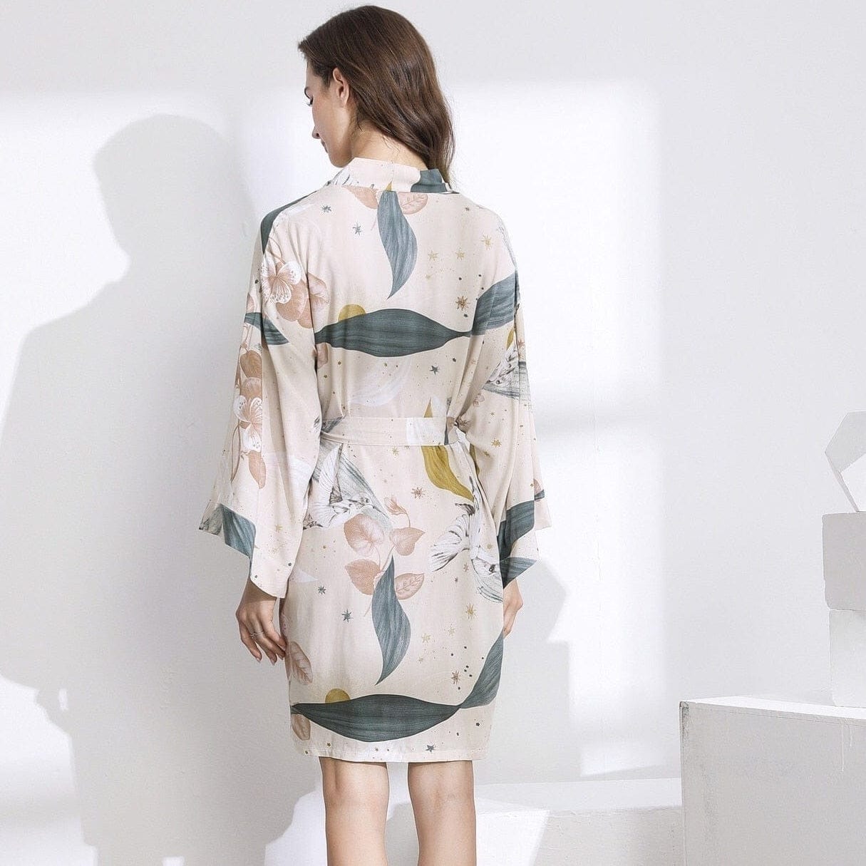 Peniuar W Kwiatowe Wzory