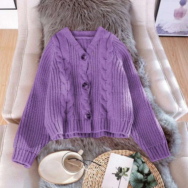 Zapinany Sweter Z Warkoczowym Splotem